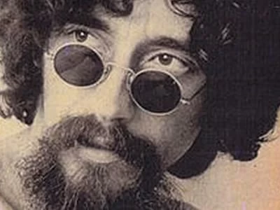 40 frases de Raul Seixas para relembrar do cantor que marcou os anos 70