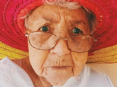 40 frases para avó que vão te fazer expressar seu amor pela sua velhinha
