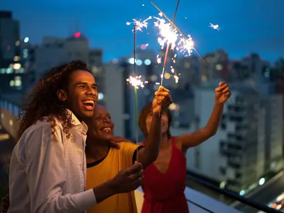 50 frases para foto de Ano Novo que legendam bons momentos