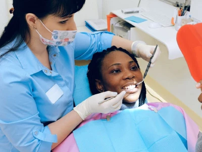 30 frases de Odontologia para elogiar o profissional dos sorrisos