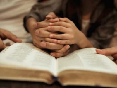 30 frases bíblicas de conforto que vão acalmar o seu coração