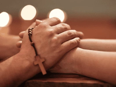 40 frases para casal católico que exaltam o romance vivido em Deus