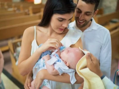 40 frases para padrinhos de batismo a honrar sua missão divina