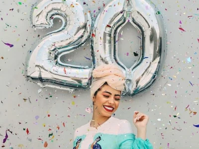 35 frases de aniversário de 20 anos para celebrar as duas décadas vividas