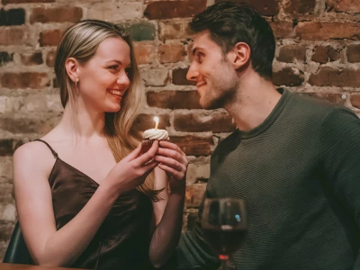 40 frases de aniversário românticas que declaram o seu amor