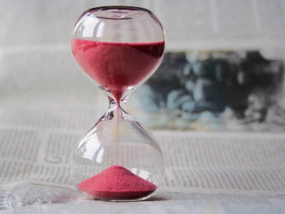 40 frases de o tempo voa para refletir sobre a velocidade da vida