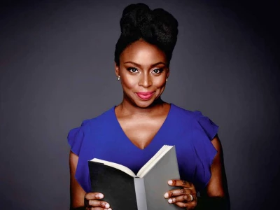 20 frases de Chimamanda Ngozi Adichie cheias de força e resistência