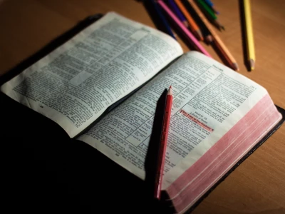 40 frases sobre a Bíblia que reafirmam o poder da Palavra de Deus